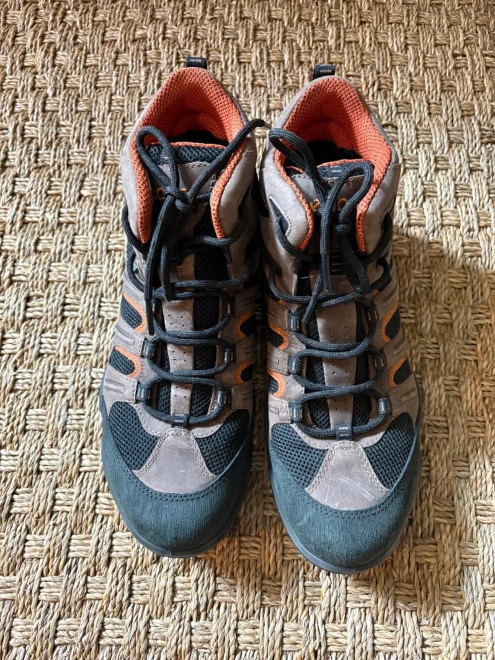 Ecco Xpedition Lite Hiking Shoe in Espresso/black